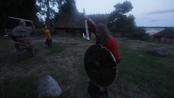 Viking Age Village Reenactment Vikings Socializing Practicing Swords — Stock Video