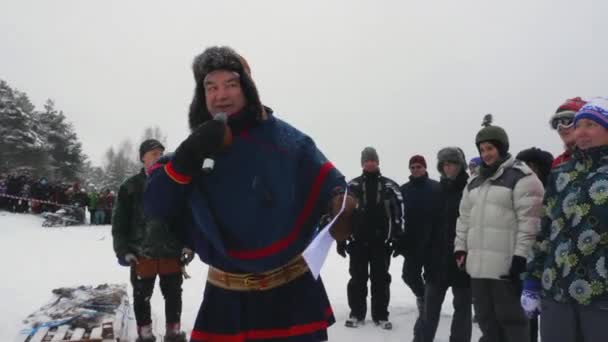 Renkapplöpning Snön Folkmassor Glada Turister Flock Unique Sami Tradition Norra — Stockvideo