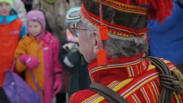 Familia Sami Renos Hacen Aparición Tradicional Anual Mercado Jokkmokk Una — Vídeos de Stock