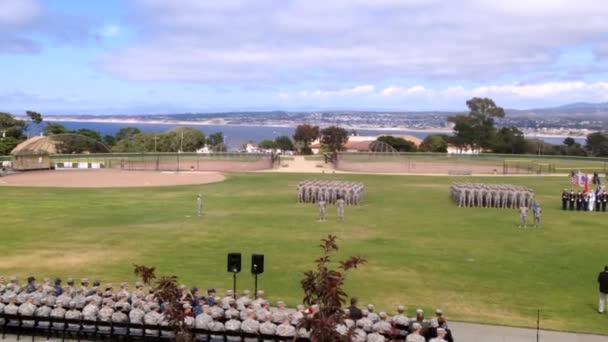 Vojenské Přehlídkové Pole Monterey Kalifornie Při Změně Velitelského Ceremoniálu — Stock video
