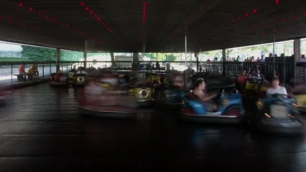 バンパー車のタイムラプス — ストック動画