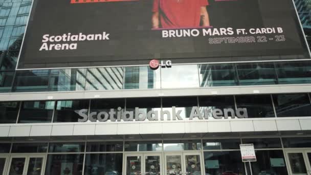 Scotiabank Arena Nın Açık Ekran Ana Kapıları Nın Eğilimi Hava — Stok video