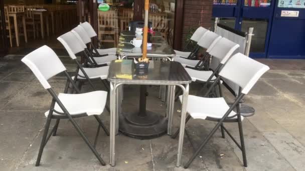 Buiten Cafe Eethoek Met Tafels Stoelen Zomer — Stockvideo