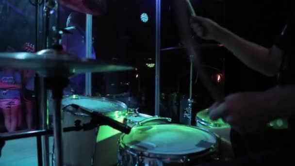 Closeup Bermain Drum Konser — Stok Video