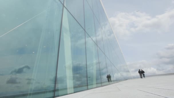 Oslo Opera House Exterior Hermosa Arquitectura Moderna Teatro Nacional Ópera — Vídeo de stock