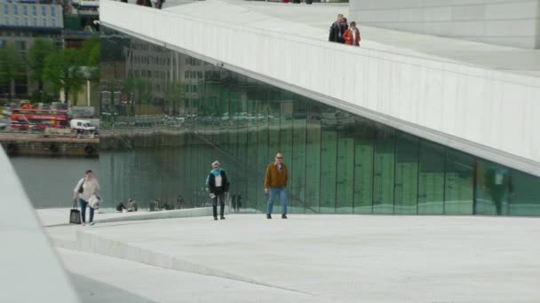 Exteriér Oslo Opera House Krásná Moderní Architektura Národní Operní Divadlo — Stock video