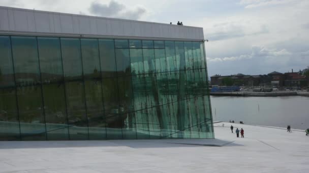 Oslo Opera House Esterno Bella Architettura Moderna Teatro Nazionale Dell — Video Stock