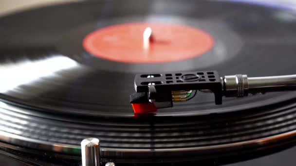 Tocando Vinilo Tocadiscos — Vídeo de stock