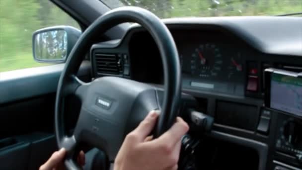 Autorijden Een Volvo Auto — Stockvideo