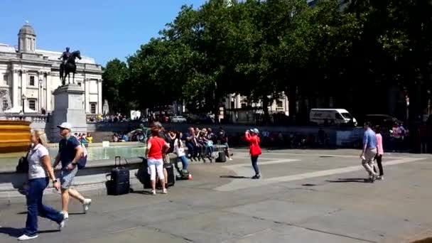 Londra Daki Trafalgar Meydanı Ndaki Sahneler Başkan Trump Ziyaretine Hazırlanıyor — Stok video