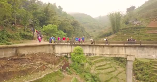 Wietnam Sapa Valley Village Tour Przez Most — Wideo stockowe