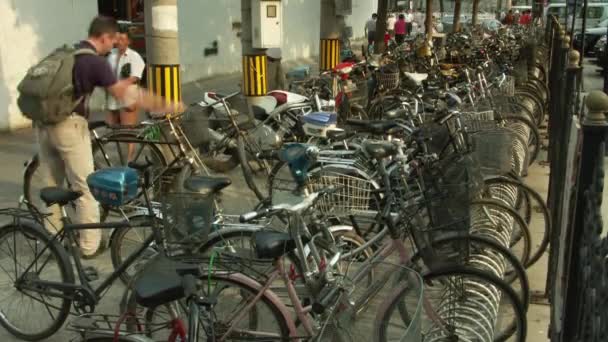 Zeitrahmen Für Fahrradständer Peking China — Stockvideo