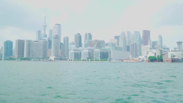 Blick Auf Den See Der Innenstadt Von Toronto — Stockvideo