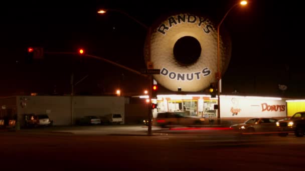 Timelapse Του Randy Donuts Υπογράψει Sepulveda Λος Άντζελες Καλιφόρνια — Αρχείο Βίντεο