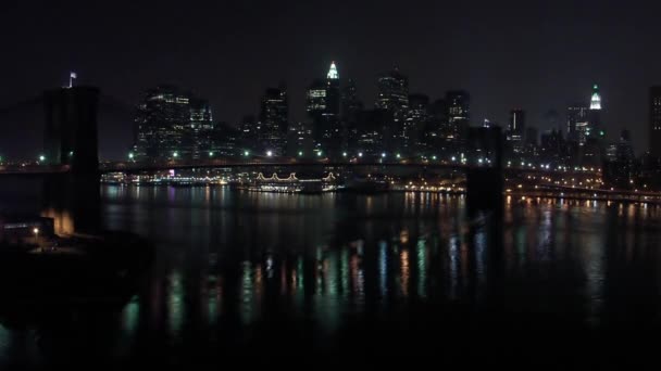 Хронология Ночного Неба Острова Манхэттен Бруклинского Моста Манхэттен Нью Йорк — стоковое видео