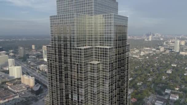 Este Video Una Antena Del Edificio Williams Tower Área Galleria — Vídeos de Stock