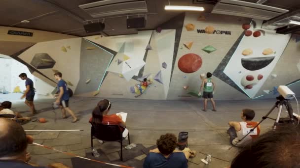 Europian Bouldering Youth Competition — стокове відео