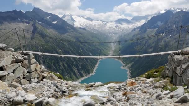 Lano Most Olpererhtte Schlegeisspeicher Vodní Nádrže Elektrárny Tyrolsku Zillertal Rakousko — Stock video