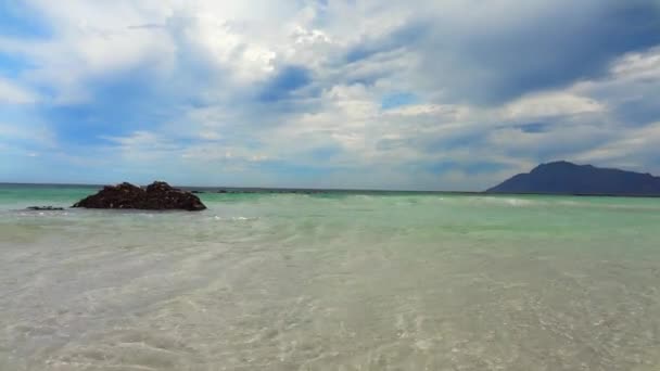 Giornata Nuvolosa Spiaggia — Video Stock