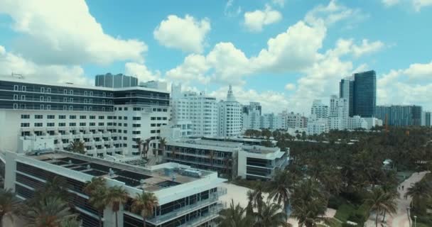 Drone Shot Van Gebouwen South Miami Beach — Stockvideo