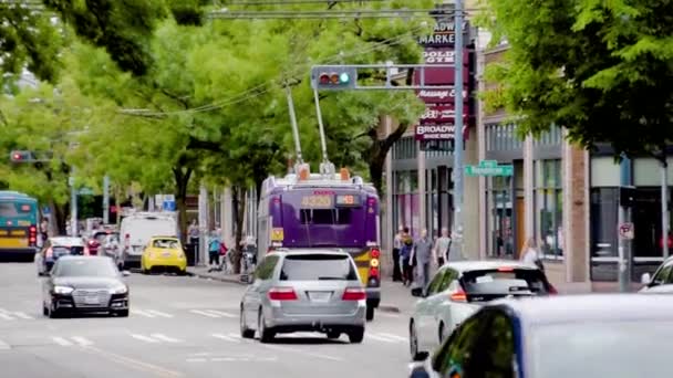 Autobús Eléctrico Para Broadway Seattle Washington — Vídeos de Stock