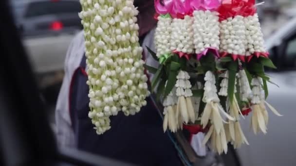 Verkoop Van Jasmijn Bloem Het Midden Van Weg Thailand — Stockvideo