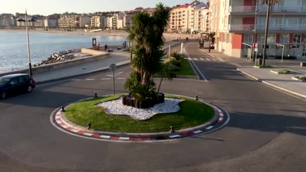 Krásné Zlaté Hodiny Centra Města Pláži Sanxenxo Severně Španělska — Stock video