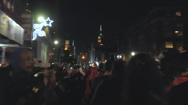 Het Uitzicht Het Empire State Building Pronken Met Zijn Halloween — Stockvideo