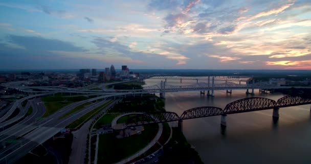 Avanti Decente Louisville Tramonto — Video Stock