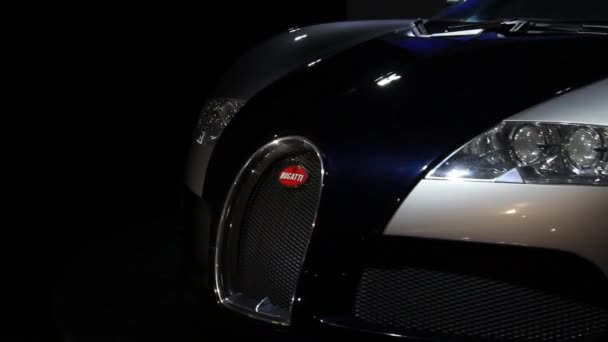 Esta Grabación Una Vista Tres Cuartos Del Bugatti Veyron — Vídeos de Stock