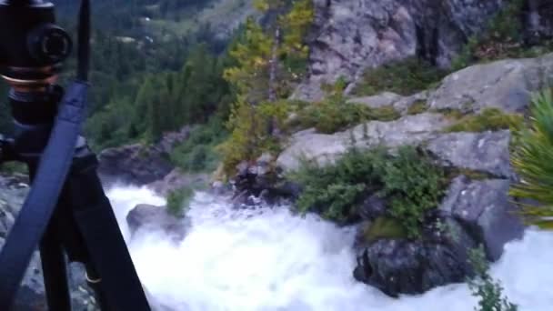 Телефонні Знімки Біля Водоспаду Долині Аоста — стокове відео