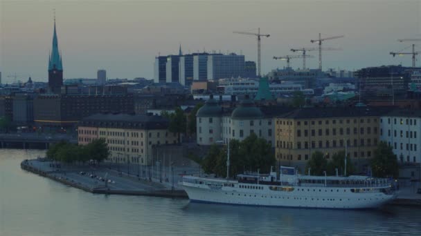 Stockholms Altstadt Küste Bei Sonnenuntergang — Stockvideo