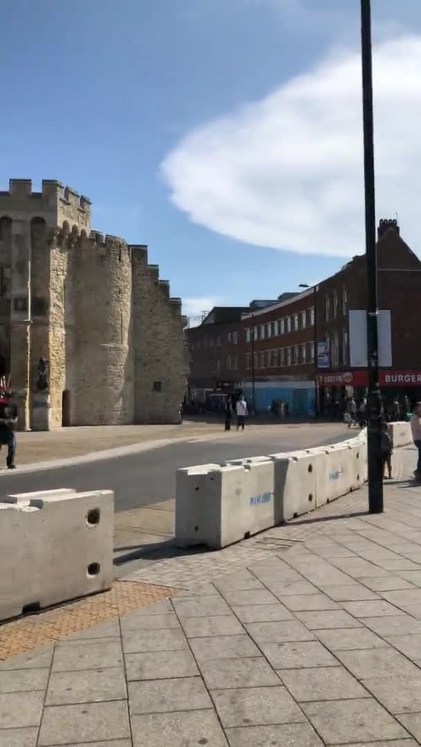 Bargate Southampton Engeland Verzoek Tijdspanne — Stockvideo