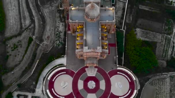 ゴゾのタ ピヌ教会の正面ショットを明らかに — ストック動画