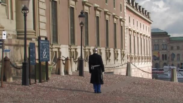 Palais Royal Stockholm Gardes Service — Video