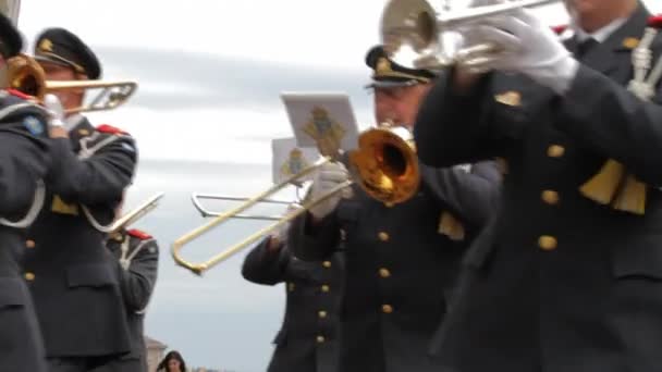 Palácio Real Estocolmo Mudança Dos Guardas Com Desfile — Vídeo de Stock