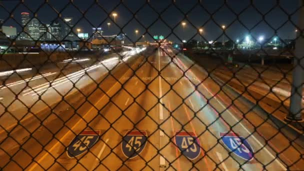 Denna Video Handlar Timelapse Trafik Motorvägen Nära Centrum Houston Natten — Stockvideo