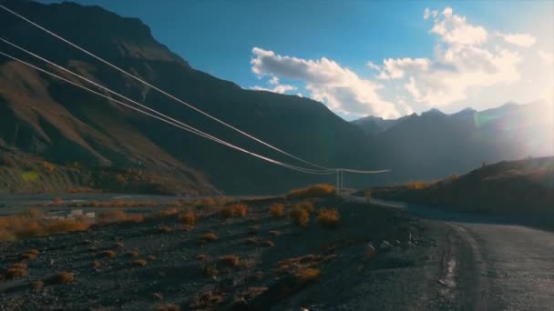 Spiti Valley Kall Öken Bergsdal Ligger Högt Himalaya Bergen Den — Stockvideo