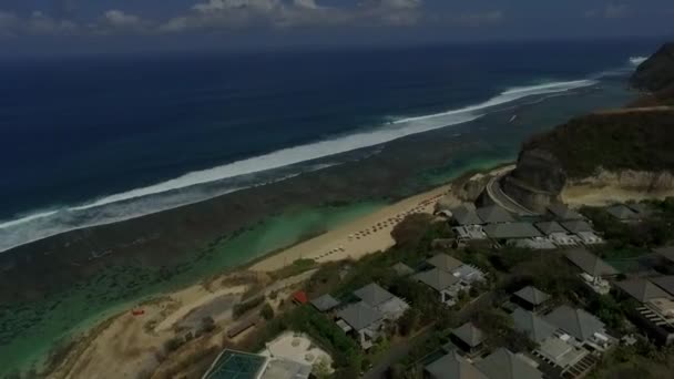 Drone Sparare Mealsti Spiaggia Jimbaran Bali — Video Stock