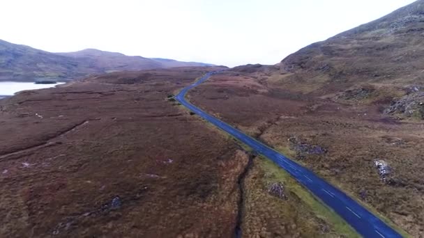 Hermoso Lago Entre Montañas Invierno Condado Mayo Irlanda — Vídeos de Stock