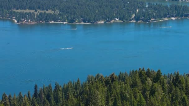 Une Vue Imprenable Sur Lac Cascade Une Campagne Depuis Sommet — Video