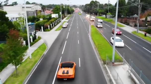 Lamborghini Aleja Calle Suburbana Australiana Aérea Cámara Lenta — Vídeo de stock