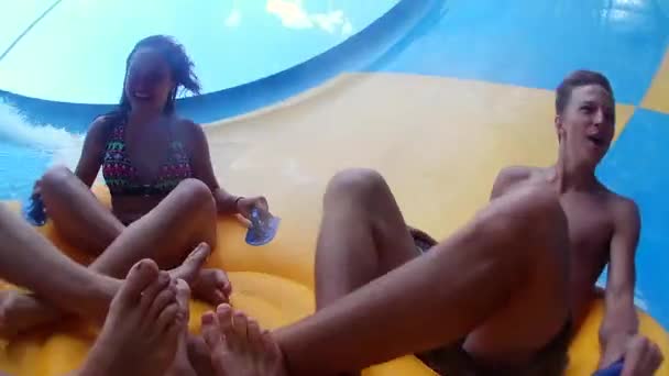 Plezier Een Waterpark — Stockvideo