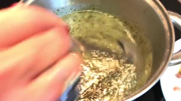 Güzel Soğuk Sebze Çorbası — Stok video
