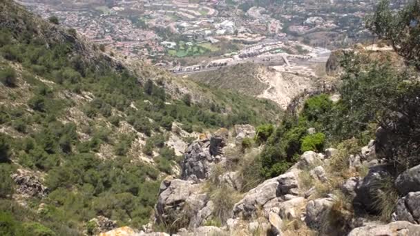 Vista Ciudad Costera Mediterránea Desde Montaña — Vídeos de Stock