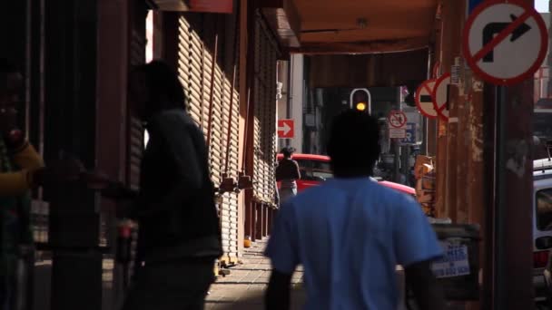 Kasaba Halkı Yürüyor Video — Stok video
