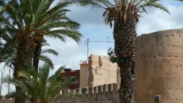 Spanya Daki Alzira Şehrinin Antik Duvarlarının Manzarası — Stok video