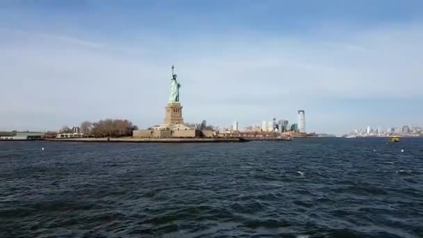 Статуя Свободи Вистрілена Води — стокове відео