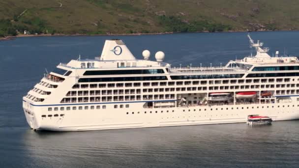 Oceanía Cruceros Crucero Náutico Que Visita Ullapool Highlands Escocia 2018 — Vídeos de Stock