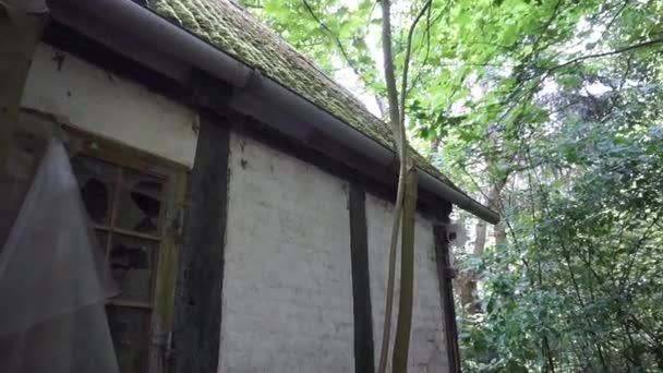 Παλιό Εγκαταλελειμμένο Σπίτι Στη Δανία — Αρχείο Βίντεο